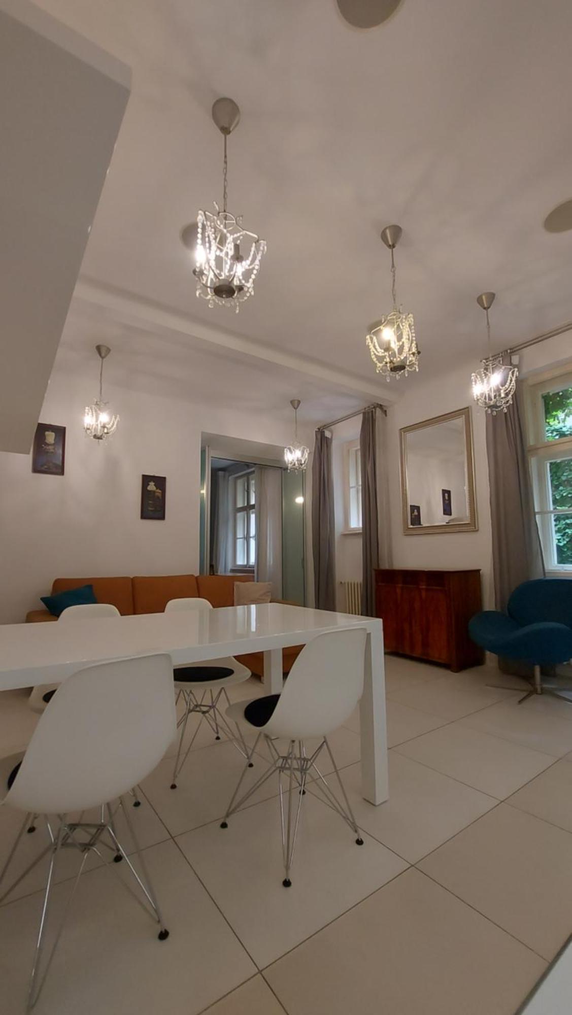 Beautiful Appartment In The Old Town Of Bratislava Esterno foto